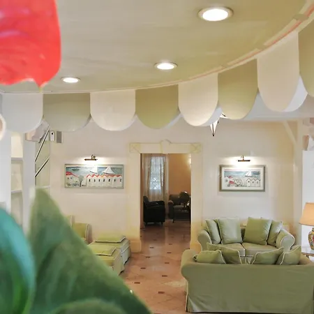 Hotel Mignon